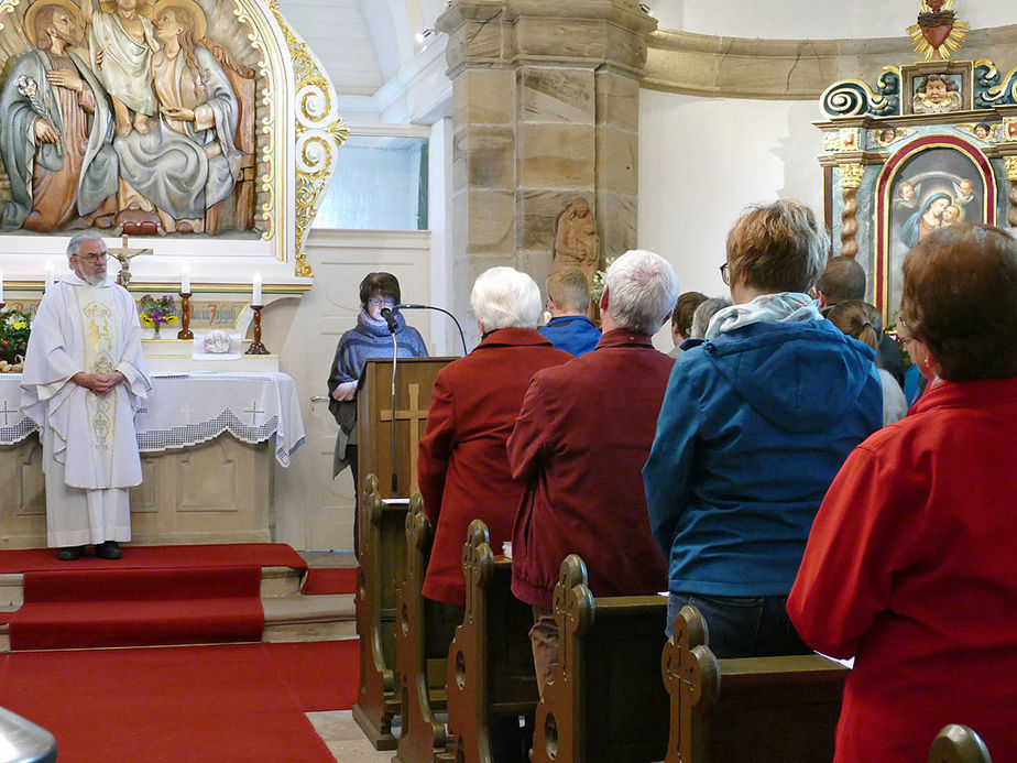 Familiengottesdienst zum Erntedankfest in der Weingartenkapelle (Foto: Karl-Franz Thiede)